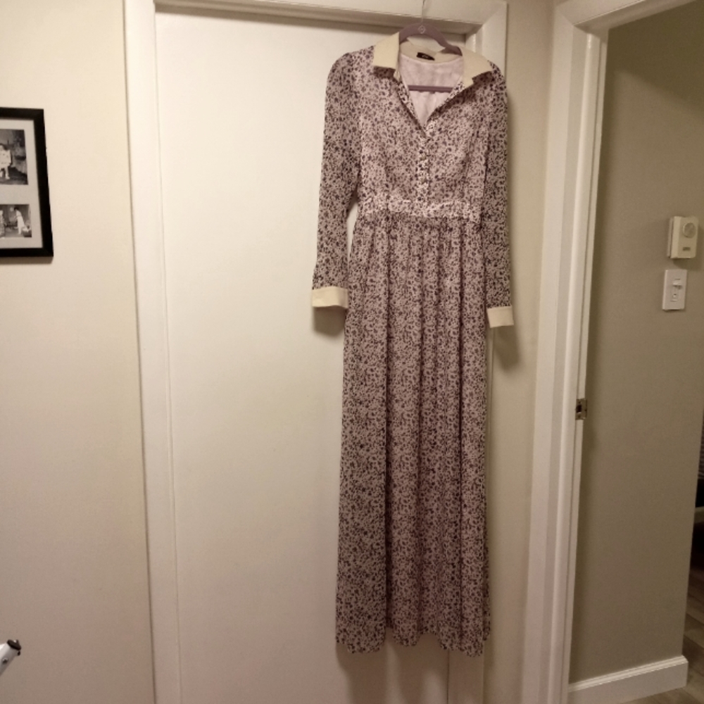 Lucio Women's Dress Floral Long Sleeve button to waist shirt dress sz M - Picture 2 of 12